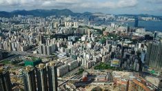 로이터 “중국, 국영기업에 홍콩 투자 확대 요구…기업·사회 공략”