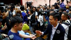 홍콩 구의원 선거, 범민주 진영 ‘과반’ 압승…투표율 71%