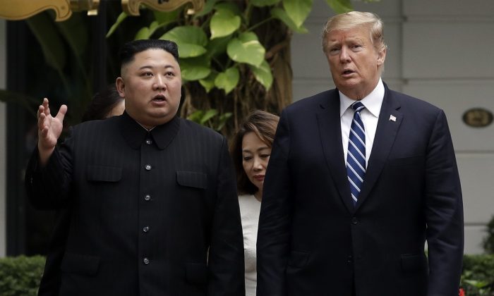 도널드 트럼프 미국 대통령과 김정은 북한 국무위원장 | AP=Yonhapnews(연합뉴스)