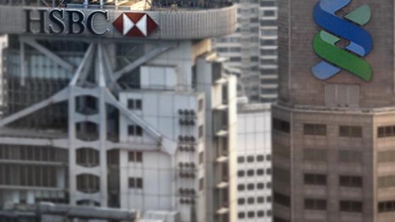 홍콩에 있는 HSBC 빌딩과 스탠다드차타드 은행 빌딩 | 로이터=연합뉴스

