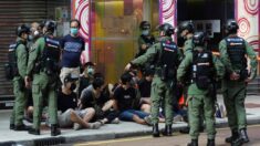 홍콩서 입법회 선거 연기 항의 시위…경찰 289명 체포