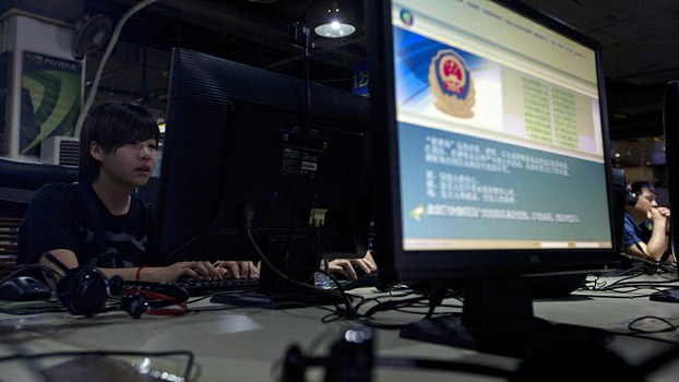 중국의 한 인터넷 카페. 중국의 인터넷 자유도는 세계 최하로 평가되고 있다. | AP·연합