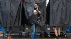 美 핵심 경합주서 투표참관인 출입 거부 논란…“민주당 선거 요원이 막아”
