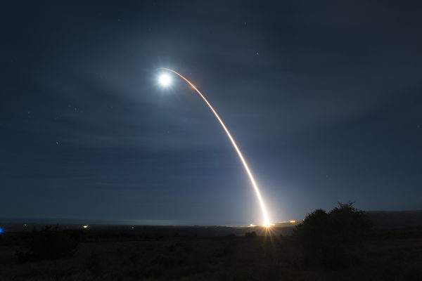 미 공군 지구권타격사령부는 대륙간탄도미사일인 미닛맨Ⅲ 발사 실험을 하고 있다. | 미 공군 제공