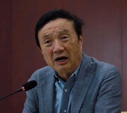 중국 공산당(중공)과 중공군에 연계된 통신장비 기업 화웨이의 창업자 런정페이 회장이 지난 9일 기자회견에서 미국 바이든 행정부에 시장 개방을 촉구했다. | AFP=연합 