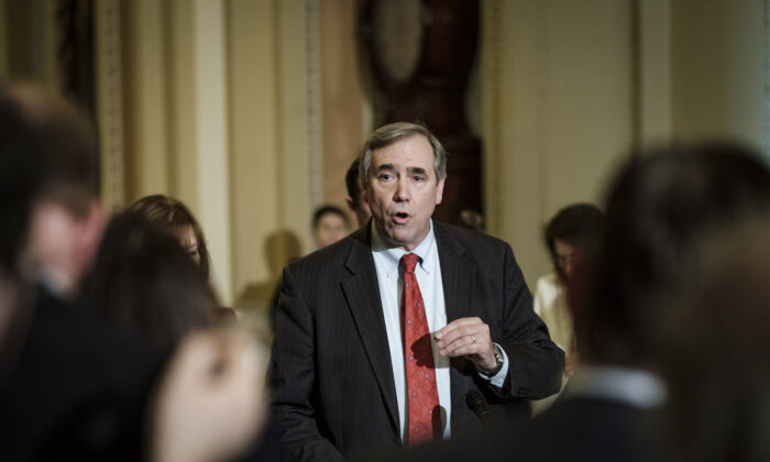 제프 머클리 상원 의원. | Pete Marovich / Getty Images 