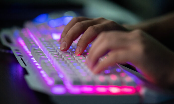 중국 해커 조직이 MS 버그를 악용해 미국 기업을 겨냥한 해킹을 시도했다. | Nicolas Asfouri/AFP via Getty Images