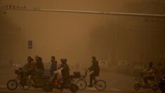10년만의 최악 황사 덮친 중국…햇빛 실종된 베이징