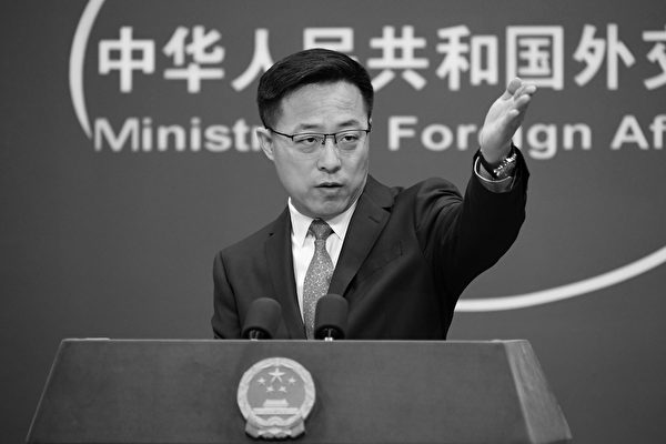 자오리젠(趙立堅) 중국 외교부 대변인의 베이징 정례 브리핑 현장 사진. (GREG BAKER/AFP via Getty Images 연합)