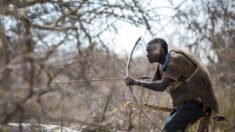 채집수렵 생활 그대로 사는 탄자니아 ‘하드자’ 부족의 먹는 법, 사는 법