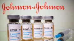 미 보건당국, 존슨앤드존슨 백신접종 중단 권고