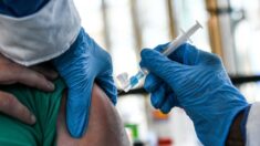 미 CDC “백신 접종 완료자 5천8백명 코로나 감염…74명 사망”