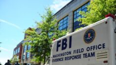 미 FBI “가족·동료의 수상한 행동 신고하라” 게시물 후폭풍