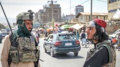 카불 시내 음악 끊기고 상점 폐쇄…곳곳에 탈레반 무장대원