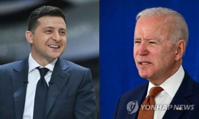 조 바이든 미국 대통령(우)과 볼로디미르 젤렌스키 우크라이나 대통령(좌) | 연합뉴스