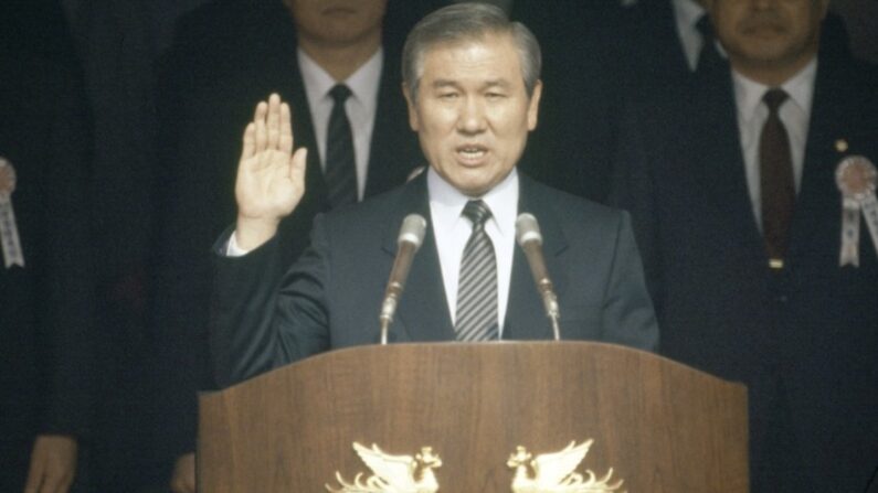 1987년 6.29 선언을 하고 있는 당시 민정당 노태우 대표최고위원 | 연합뉴스