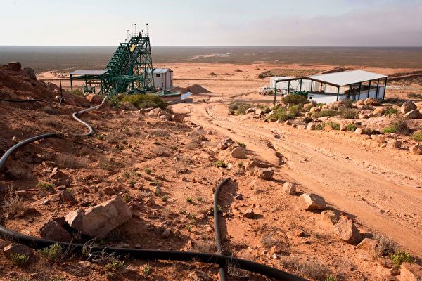 남아프리카 공화국 반린스도르프에서 약 80km 떨어진 희토류 광산. 세계에서 가장 높은 품질의 희토류가 매장된 것으로 확인됐다. 2019.7.29 | ROGER BOSCH/AFP/연합
