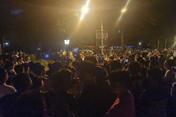 봉쇄에 질린 中 톈진대 학생, ‘관료주의·형식주의 반대’ 시위