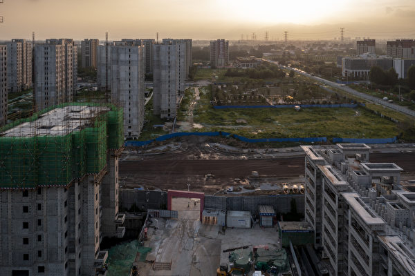 2022년 7월 29일 베이징에 있는 헝다(에버그란데)그룹의 한 부동산 건설 현장. | Bloomberg/GettyImages