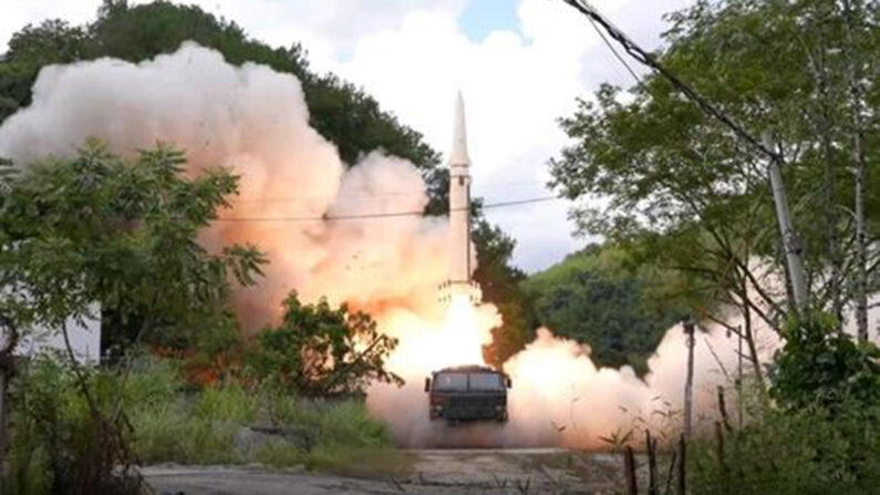 미사일 발사 시험을 하는 중국인민해방군. | 연합뉴스.