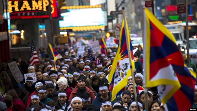 중국의 티베트인 탄압에 항의하는 티베트인들. | 로이터/연합뉴스.