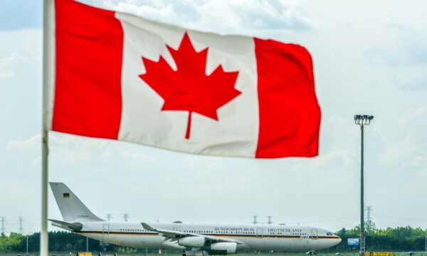 캐나다 국기. | ROGERIO BARBOSA/AFP/GettyImages/연합뉴스