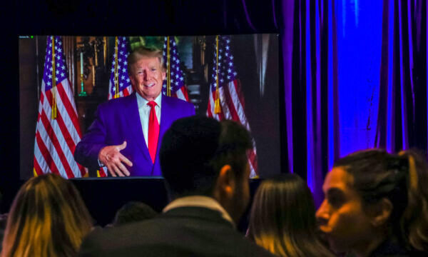 도널드 트럼프 전 미국 대통령이 2022년 11월 19일(현지시간) 네바다주 라스베이거스에서 열린 '공화당 유대인 연합회' 연례 지도부 회의에서 연설하고 있다. | WADE VANDERVORT/AFP via Getty Images/연합뉴스