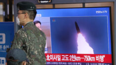 북한, 또 탄도미사일 발사 시위…장거리 1발은 ‘ICBM’ 추정