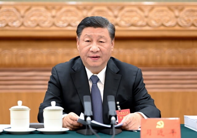 22.10.18 시진핑 중국 국가주석이 베이징에서 20차 공산당 전국대표대회(당 대회) 2차 회의를 주재하고 있다 | 신화=연합뉴스