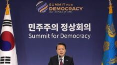 尹 “민주주의 되살리는 여정 시작해야”…자유·인권·법치 강조