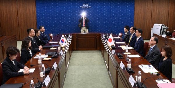 한일 양국은 4월 17일 오전 서울 외교부 청사에서 '제12차 한일 안보정책협의회'를 개최했다. | 연합뉴스