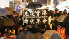 홍콩정부, 반정부 시위곡 ‘글로리 투 홍콩’ 금지 추진… 國歌로 오해 소지 있어