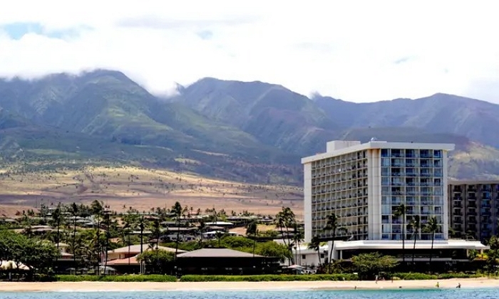 8월 12일(현지 시간) 미국 하와이 마우이섬의 호텔과 리조트들이 텅 비어 있다.｜알랜 스테인/에포크타임스