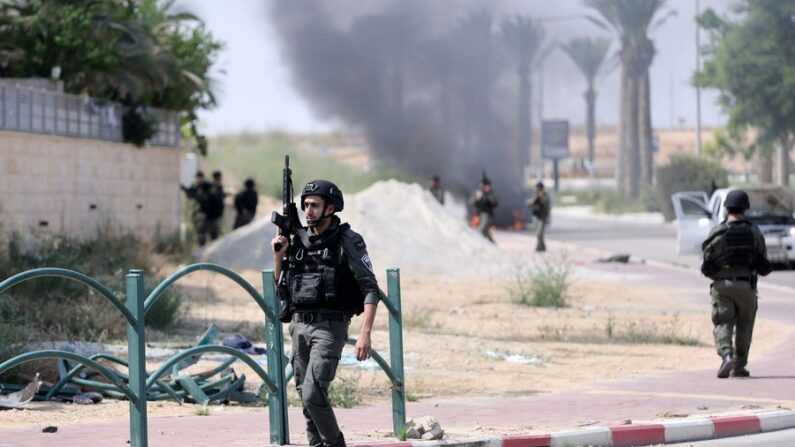 하마스 공격받은 남부지역 경비하는 이스라엘군 | AP/연합뉴스