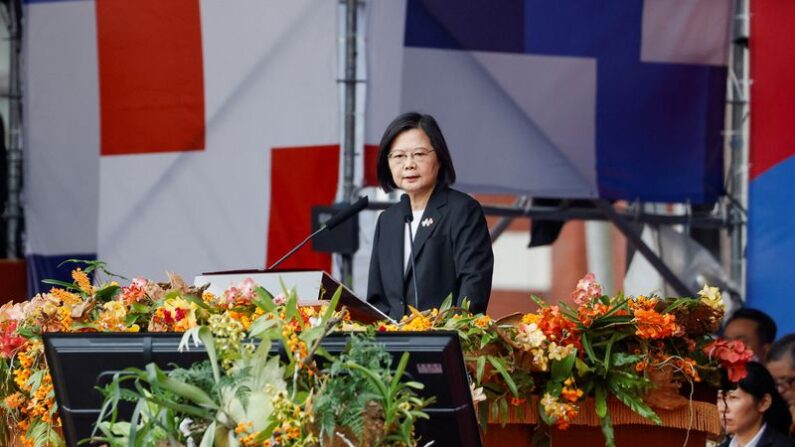 대만 112주년 건국기념일서 연설하는 차이잉원. | 로이터/연합뉴스