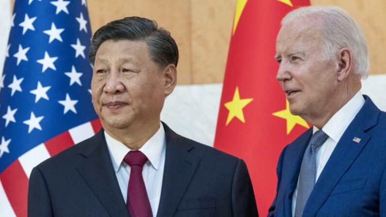 2022년 11월 14일, 인도네시아 발리에서 만난 시진핑 중국 국가주석(왼쪽)과 조 바이든 미국 대통령 | 연합뉴스