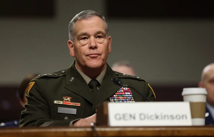2023년 3월 9일, 미국 워싱턴 D.C.에서 열린 상원 군사위원회 청문회에서 제임스 디킨슨 육군 장군이 증언하고 있다. | Kevin Dietsch/Getty Images