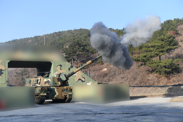 북한이 서해 북방한계선(NLL) 인근 해안포 사격을 실시한 5일 연평도에서 우리 군 K9 자주포가 해상사격 훈련을 하고 있다. 2024.1.5 | 국방부/연합뉴스