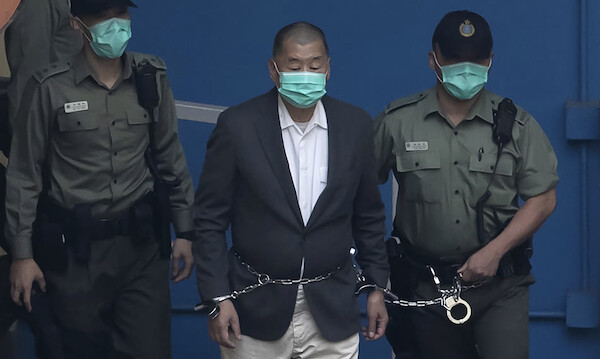 홍콩국가보안법 위반 혐의로 구속기소된 빈과일보 사주 지미 라이. | 자료사진=AP/연합뉴스