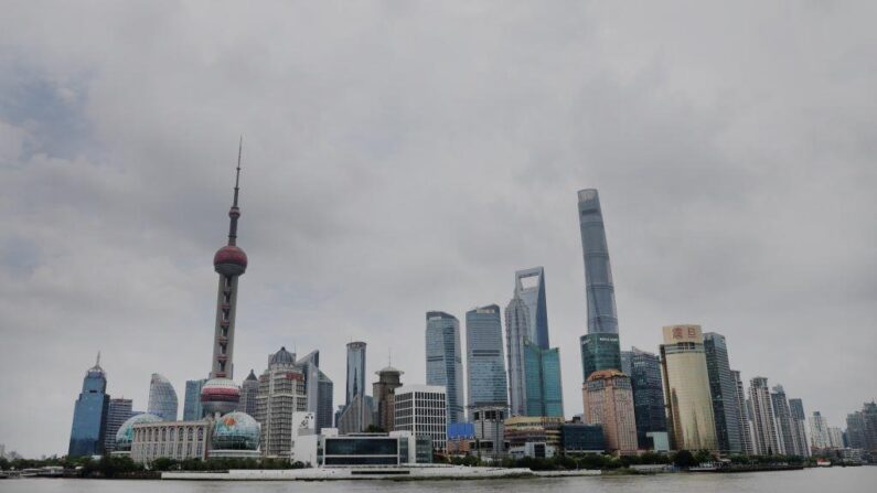 상하이 푸둥 루자쭈이의 빌딩숲. 상하이는 중국 경제발전의 상징물과 같은 도시이지만 지반침하가 빠르게 이뤄지는 것으로 조사됐다. | 신화통신/연합뉴스