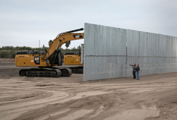 US border wall construction